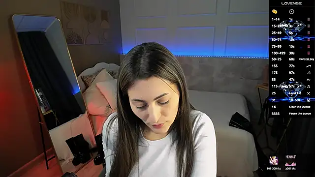 KylieMellow online show from 25, 4, 2026