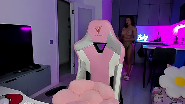 Snapshot of wow_lovie chatting on 18, 3, 2026 wow lovie online show from 18, 3, 2026