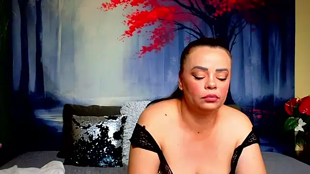ElizabethEven online show from 19, 5, 2026