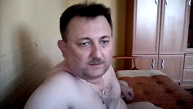 Snapshot of Novy73 chatting on 19, 10, 2025 Novy73 online show from 19, 10, 2025