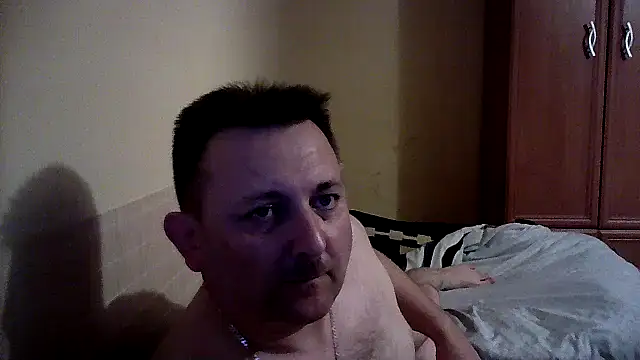 Snapshot of Novy73 chatting on 7, 11, 2025 Novy73 online show from 7, 11, 2025