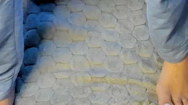 MaggieCake online show from 6, 11, 2025