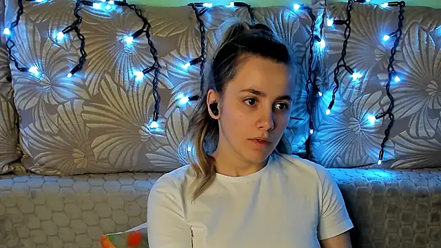 MaggieCake online show from 11, 3, 2026