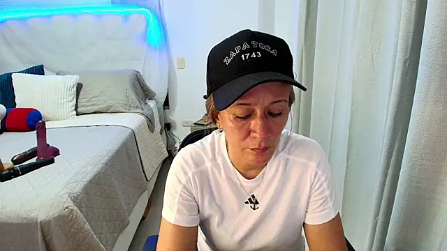 Snapshot of Naty_Stone chatting on 22, 5, 2026 Naty Stone online show from 22, 5, 2026