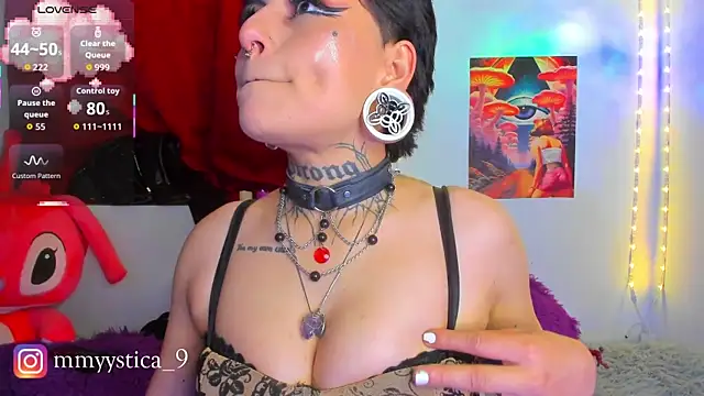 Snapshot of Rainnbow_ chatting on 1, 10, 2025 Rainnbow online show from 1, 10, 2025