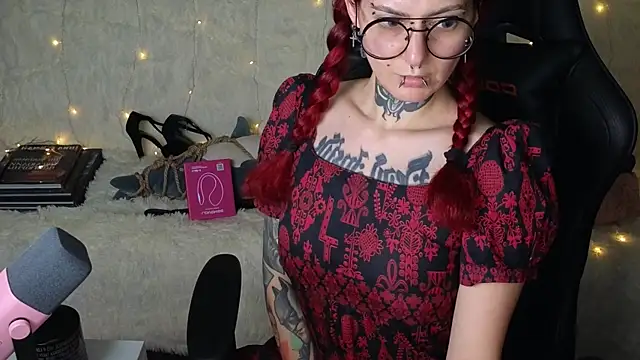 Ginger Stay online show from 24, 9, 2025