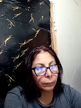 Snapshot of Anypink chatting on 8, 11, 2025 Anypink online show from 8, 11, 2025