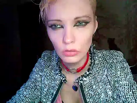 Snapshot of WildMissNiks chatting on 29, 1, 2025 WildMissNiks online show from 29, 1, 2025