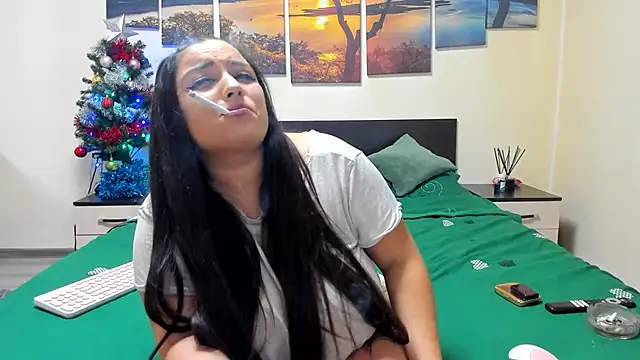 adelline online show from 30, 12, 2024