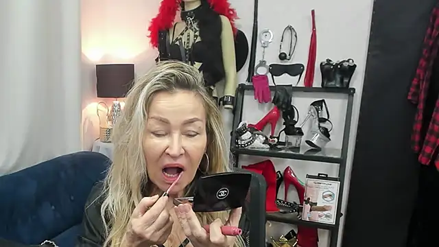 crystaLUX online show from 4, 2, 2026