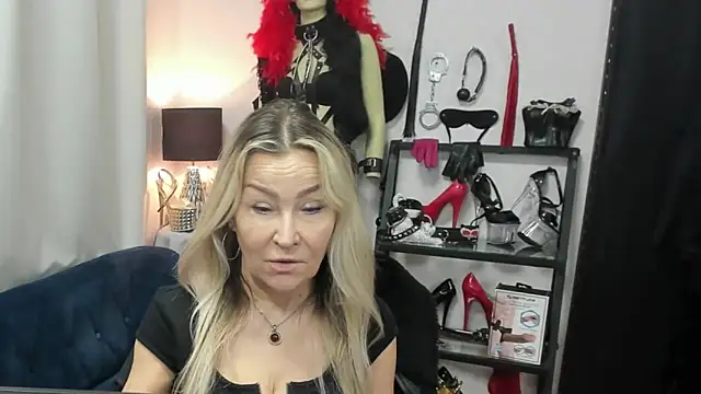 crystaLUX online show from 22, 4, 2026