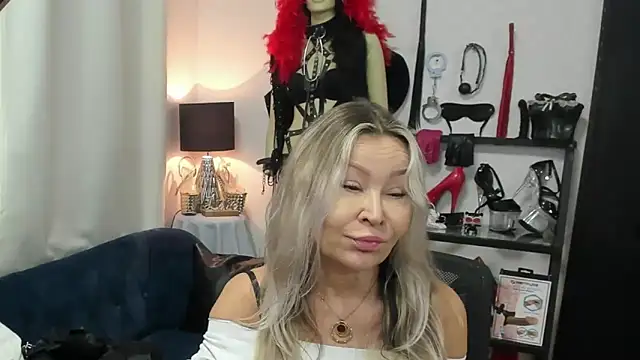 crystaLUX online show from 15, 6, 2026