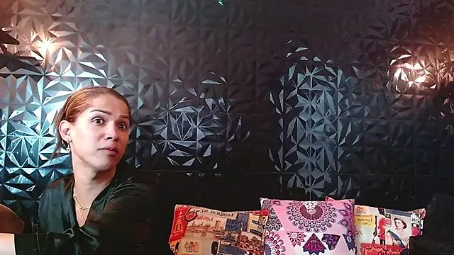 PINK  LOLA1 online show from 17, 2, 2026