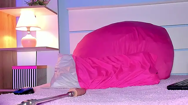 Snapshot of alicialittle chatting on 10, 3, 2025 alicialittle online show from 10, 3, 2025