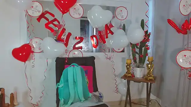 Selenna01 online show from 14, 2, 2025