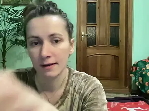 Snapshot of AngelTough20 chatting on 6, 5, 2026 AngelTough20 online show from 6, 5, 2026