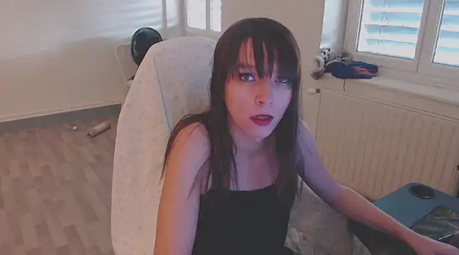 Snapshot of missthon0 chatting on 6, 12, 2024 missthon0 online show from 6, 12, 2024