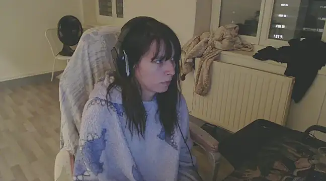 Snapshot of missthon0 chatting on 15, 12, 2024 missthon0 online show from 15, 12, 2024
