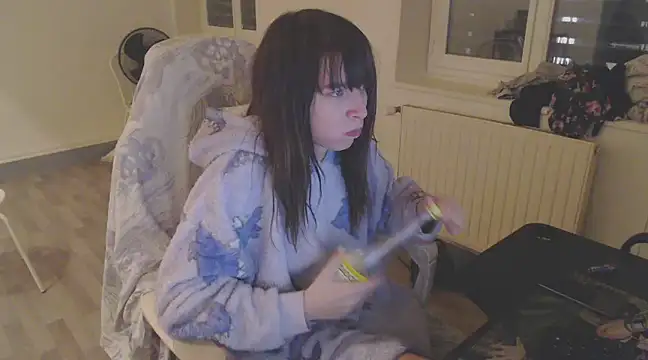 Snapshot of missthon0 chatting on 20, 12, 2024 missthon0 online show from 20, 12, 2024