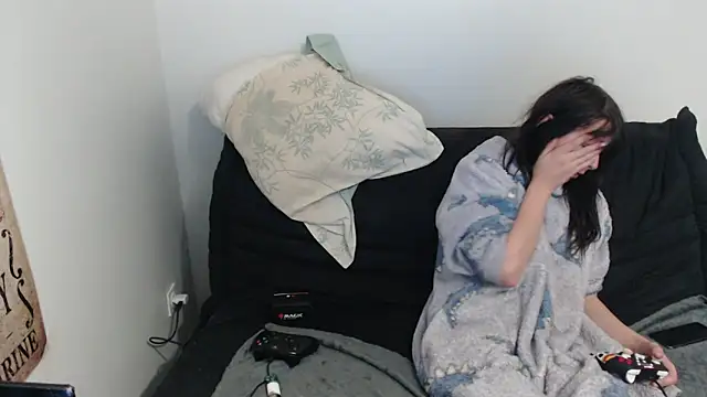 Snapshot of missthon0 chatting on 17, 3, 2025 missthon0 online show from 17, 3, 2025