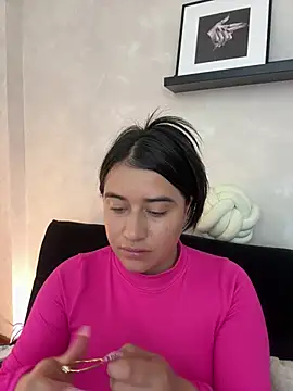 Snapshot of KallyMyller1 chatting on 14, 2, 2026 KallyMyller1 online show from 14, 2, 2026