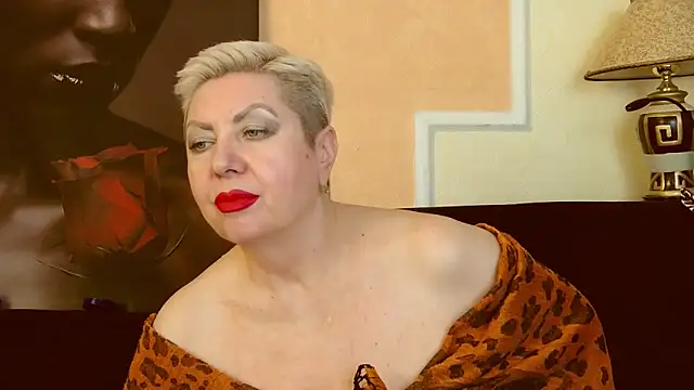 LadyPosh online show from 10, 1, 2025