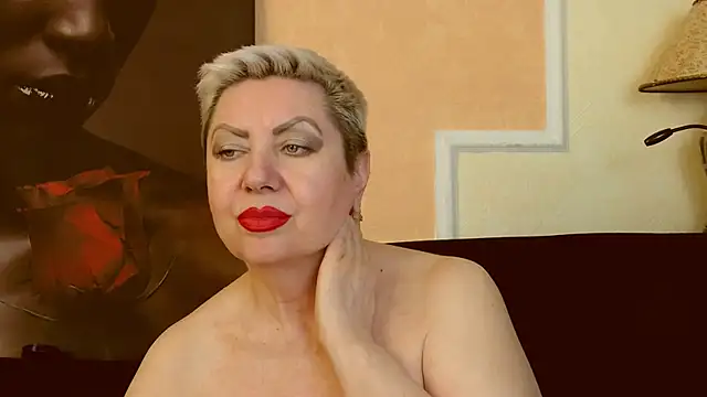 LadyPosh online show from 7, 3, 2025