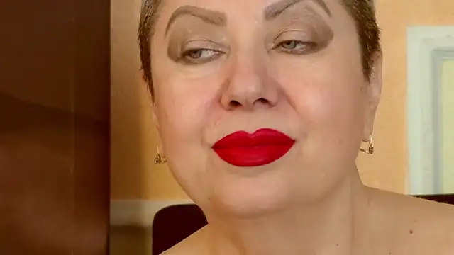 LadyPosh online show from 28, 5, 2026