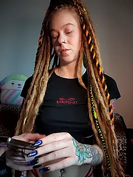 LucidLucy online show from 2, 11, 2025