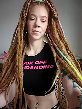 Snapshot of LucidLucy chatting on 13, 1, 2026 LucidLucy online show from 13, 1, 2026