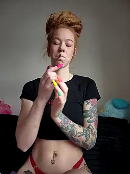 LucidLucy online show from 26, 2, 2026