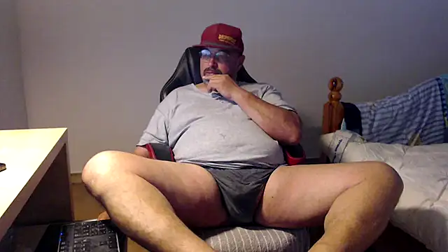 Snapshot of fraboys chatting on 23, 4, 2026 fraboys online show from 23, 4, 2026