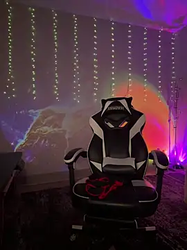 thebrattygoddess online show from 13, 3, 2025