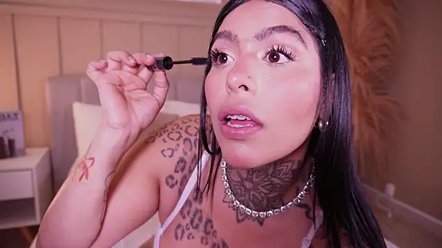 curvyliciousss online show from 11, 5, 2026