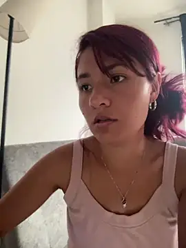 Snapshot of emily_honter chatting on 14, 4, 2026 emily honter online show from 14, 4, 2026