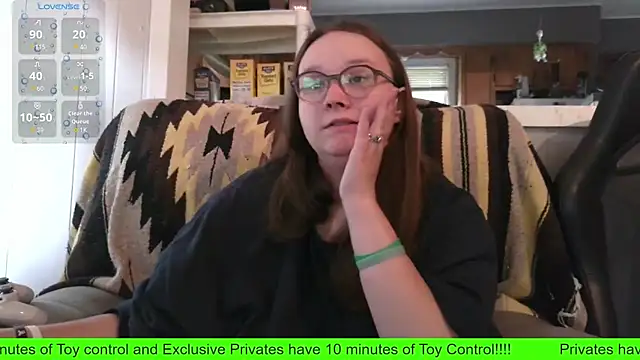 Snapshot of ZeTurtleMaster chatting on 6, 10, 2025 ZeTurtleMaster online show from 6, 10, 2025