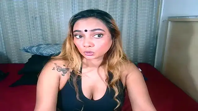 Snapshot of sexyindianchic chatting on 2, 12, 2025 sexyindianchic online show from 2, 12, 2025