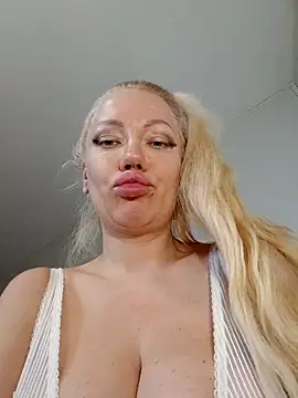 Snapshot of SofiaJoy chatting on 13, 7, 2026 SofiaJoy online show from 13, 7, 2026