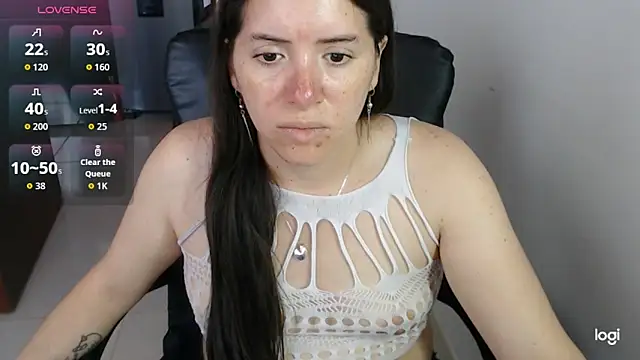 spicey latina online show from 11, 6, 2026