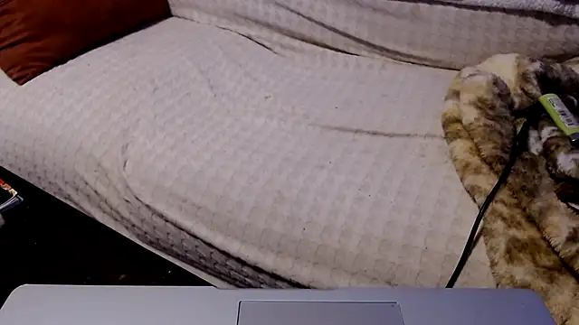 justinewe69 online show from 4, 12, 2025