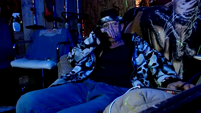 justinewe69 online show from 14, 12, 2025