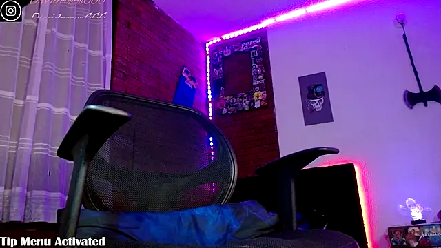 Snapshot of davidroses420 chatting on 24, 11, 2025 davidroses420 online show from 24, 11, 2025