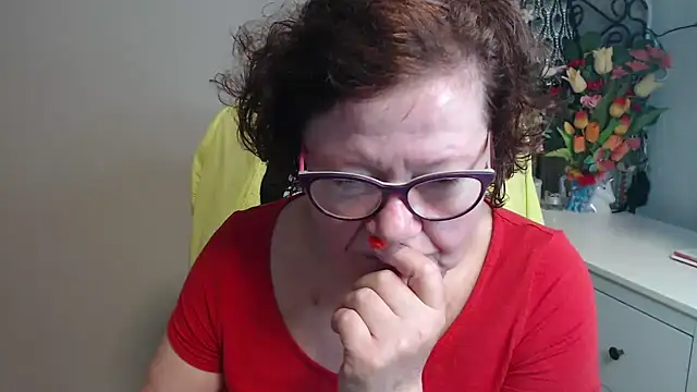 Adelewildx online show from 13, 4, 2026