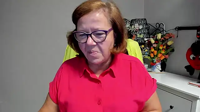 Snapshot of Adelewildx chatting on 7, 7, 2026 Adelewildx online show from 7, 7, 2026