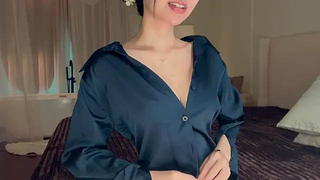 IsMiMi online show from 10, 3, 2026