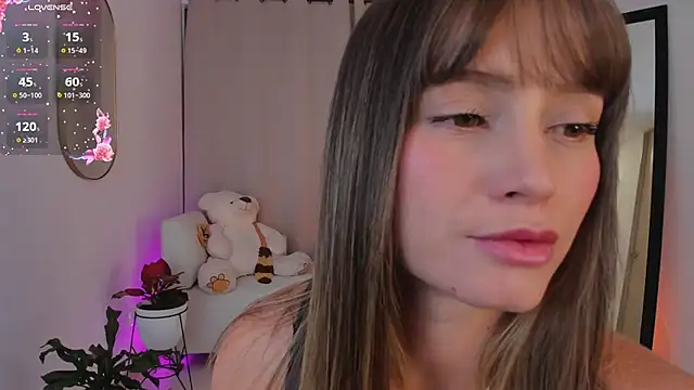 roxie gates  online show from 23, 10, 2025