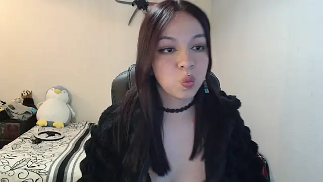 Snapshot of babyakem chatting on 10, 6, 2026 babyakem online show from 10, 6, 2026