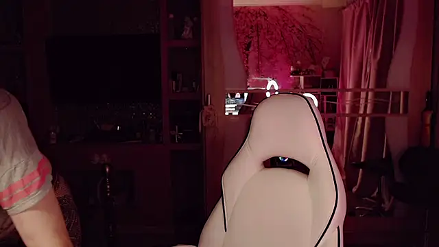 AnnieGOld  online show from 8, 3, 2026