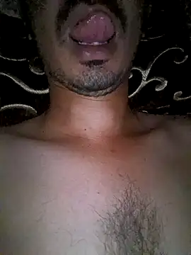 Snapshot of dreamtoungelick69 chatting on 16, 10, 2025 dreamtoungelick69 online show from 16, 10, 2025