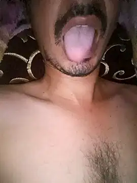 Snapshot of dreamtoungelick69 chatting on 22, 10, 2025 dreamtoungelick69 online show from 22, 10, 2025